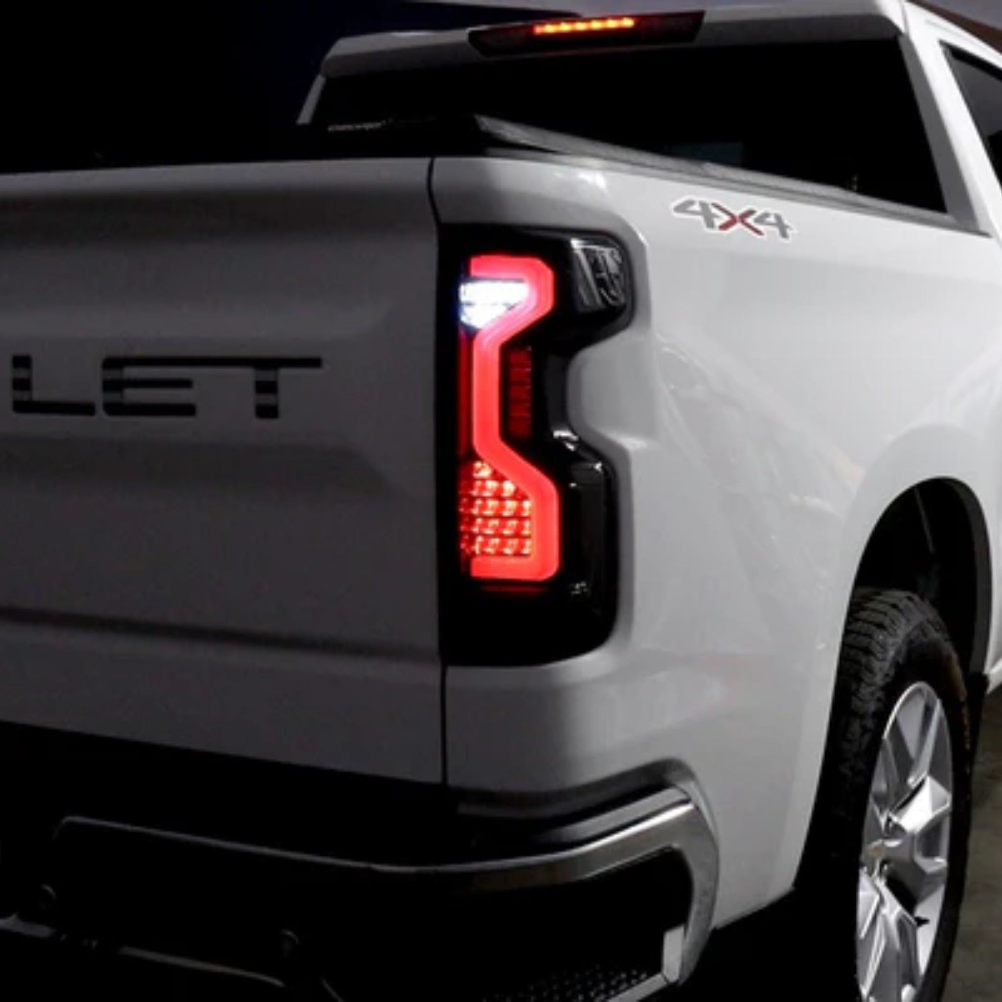 19-25 Chevrolet Silverado 1500 / 20-25 Silverado 2500HD/3500HD PRO-Series LED Taillights| Alpharex