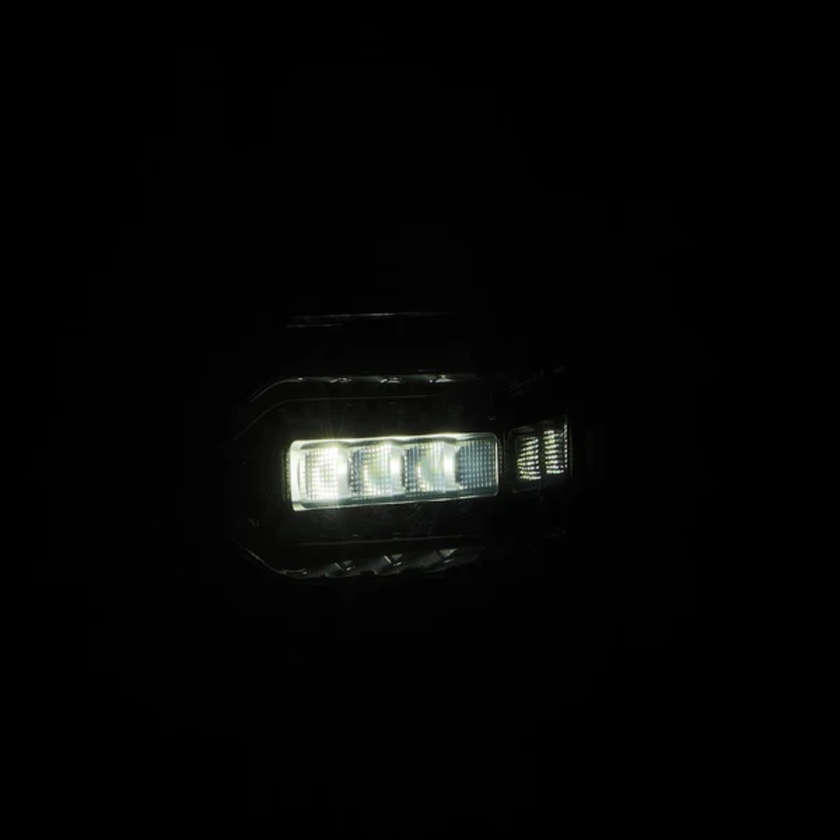 Ram 1500 (2025-2026) LUXX-series LED Tail Lights | Alpharex