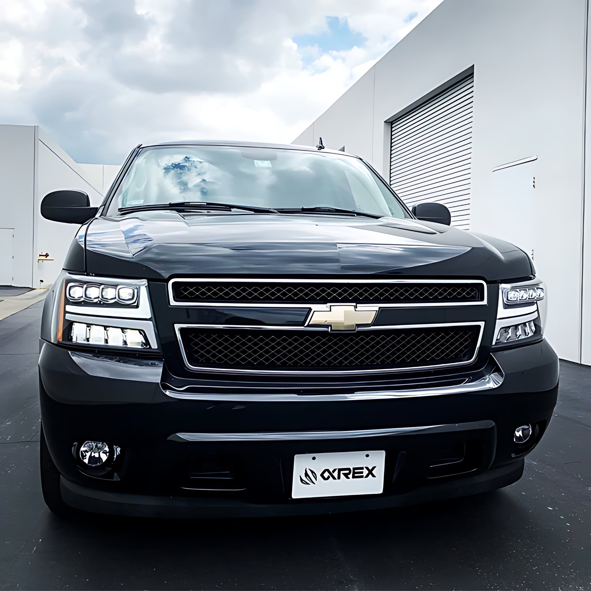 Chevrolet Tahoe/Suburban (2007-2014) / Chevrolet Avalanche (2007-2013) Headlights | Alpharex – Custom Multicolor LED Lighting by RGB Halo Kits