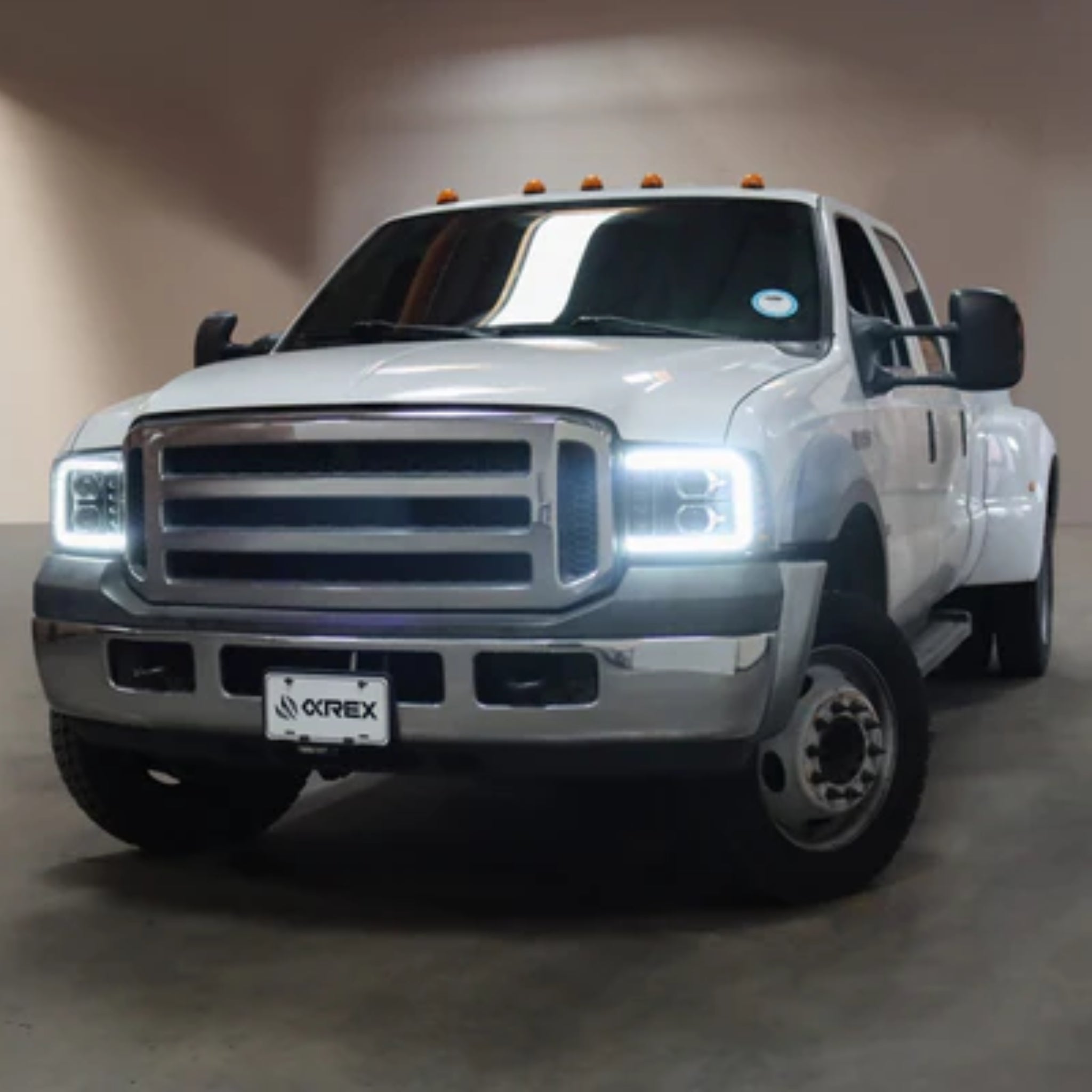 Ford Super Duty/Excursion (2005-2007) Headlights | Alpharex – Custom Multicolor LED Lighting by RGB Halo Kits