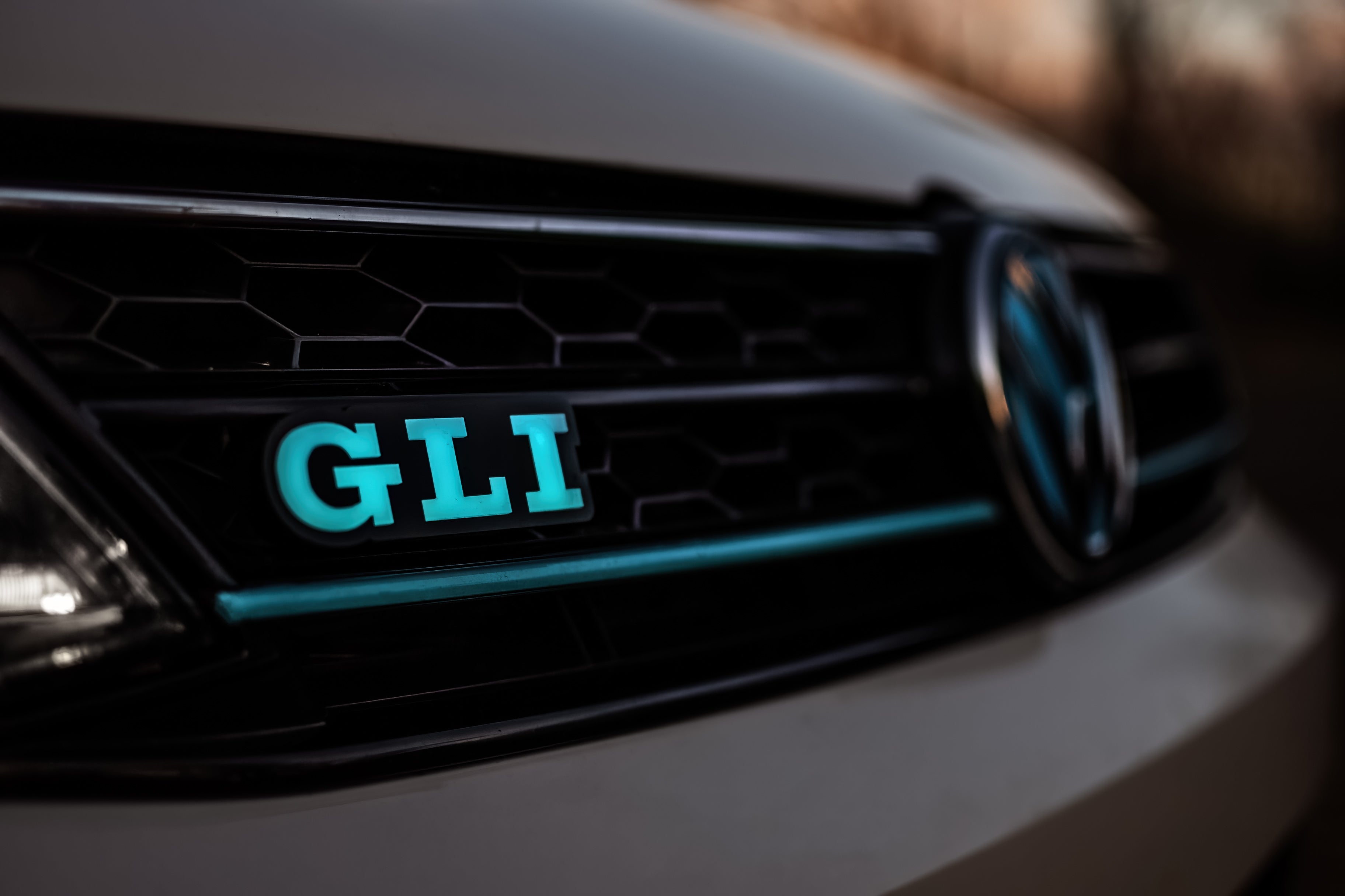 GLI : Illuminated Multicolor Flow LED Badge | Lit Logos – Custom Multicolor LED Lighting by RGB Halo Kits
