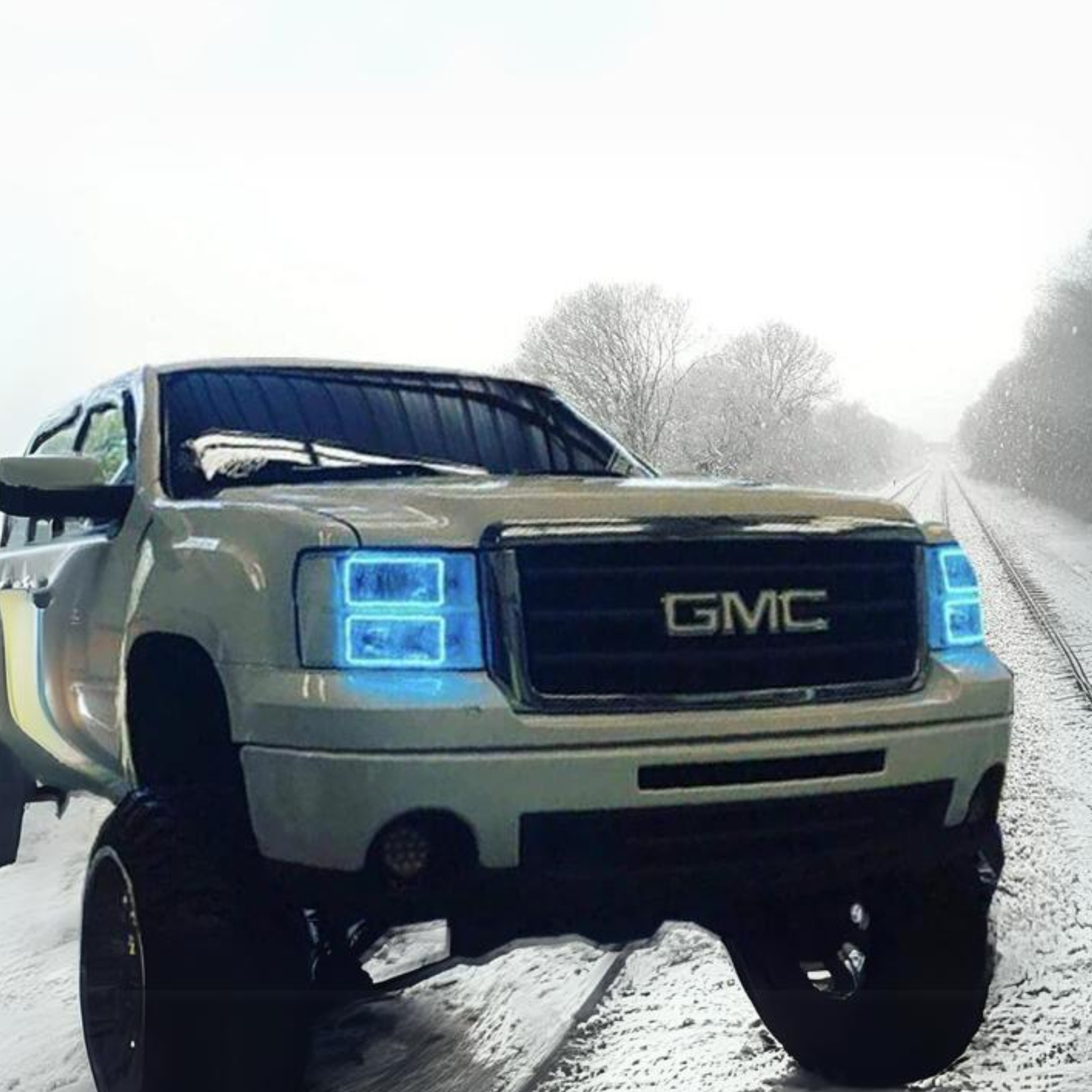 GMC Sierra Multicolor Flow Series Halo Kit (2007-2013) – Custom Multicolor LED Lighting by RGB Halo Kits