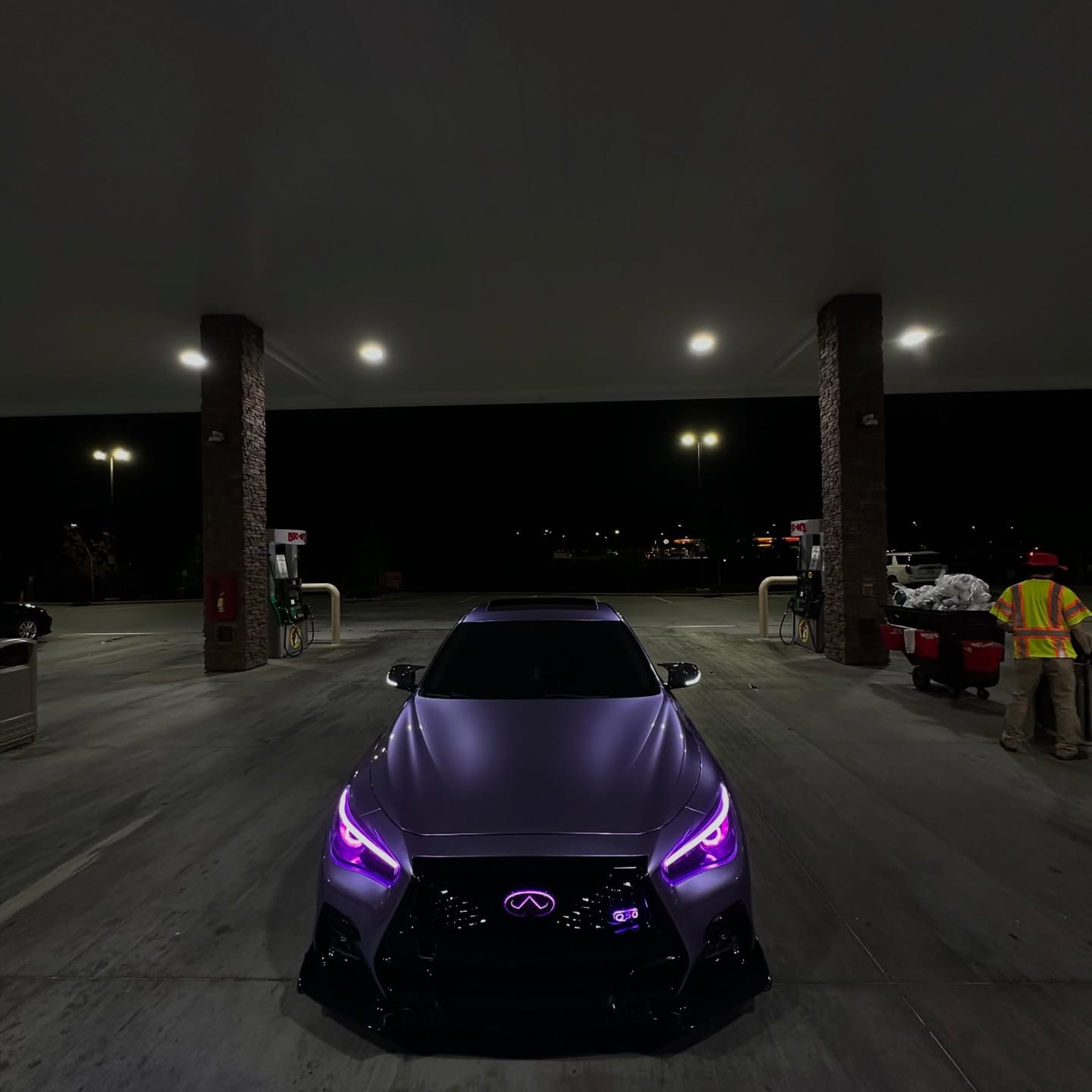 Q50 Flow Series LED Badge – Custom Multicolor LED Lighting by RGB Halo Kits