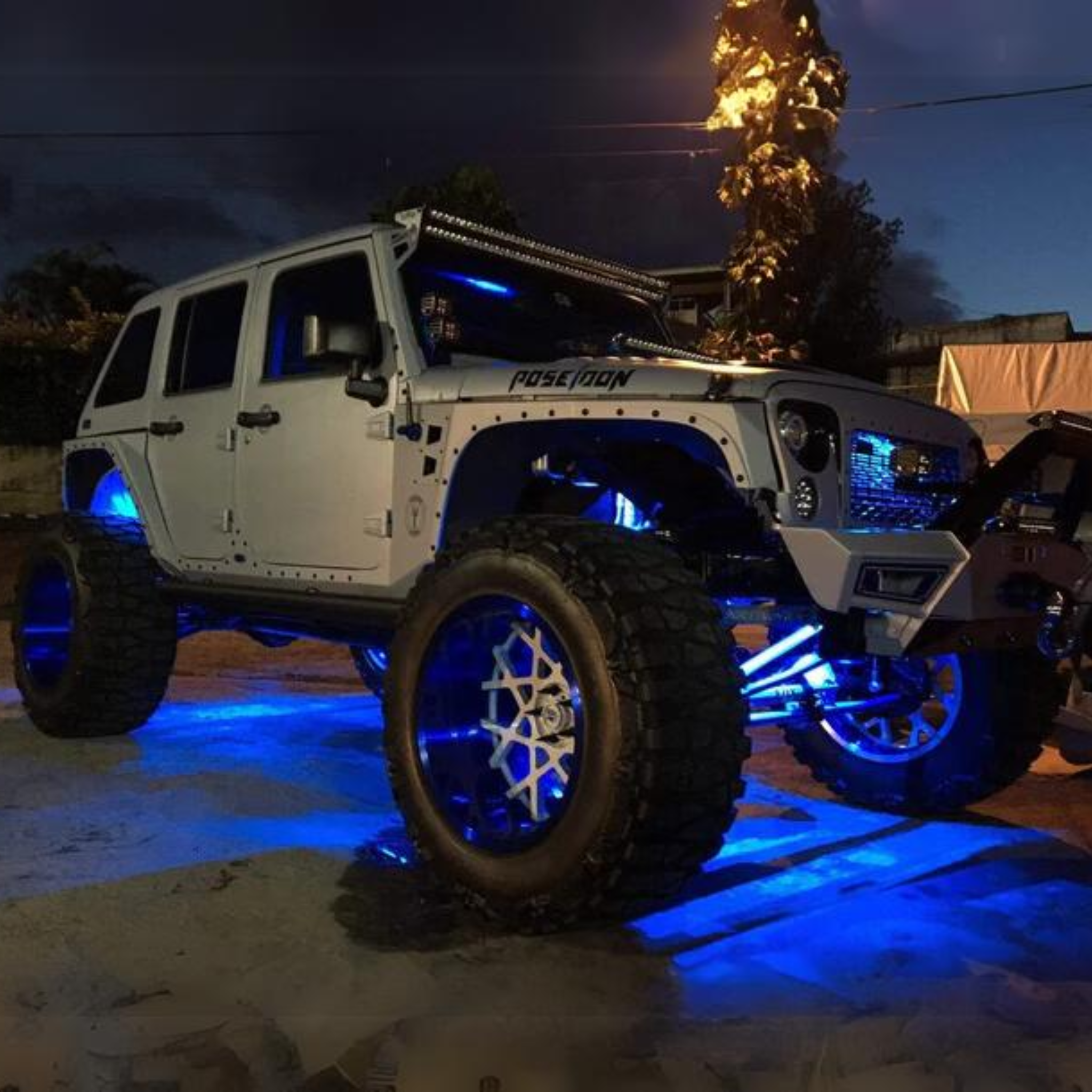 RGBW High Powered Rock Lights – Custom Multicolor LED Lighting by RGB Halo Kits