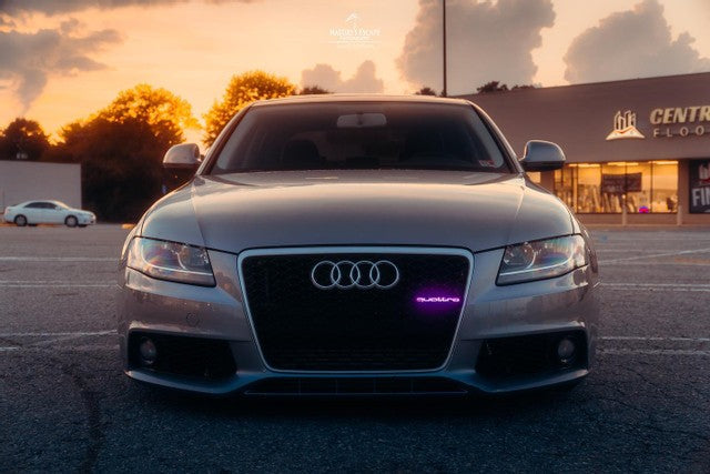 Lit Logos Lit Logos Quattro Badge