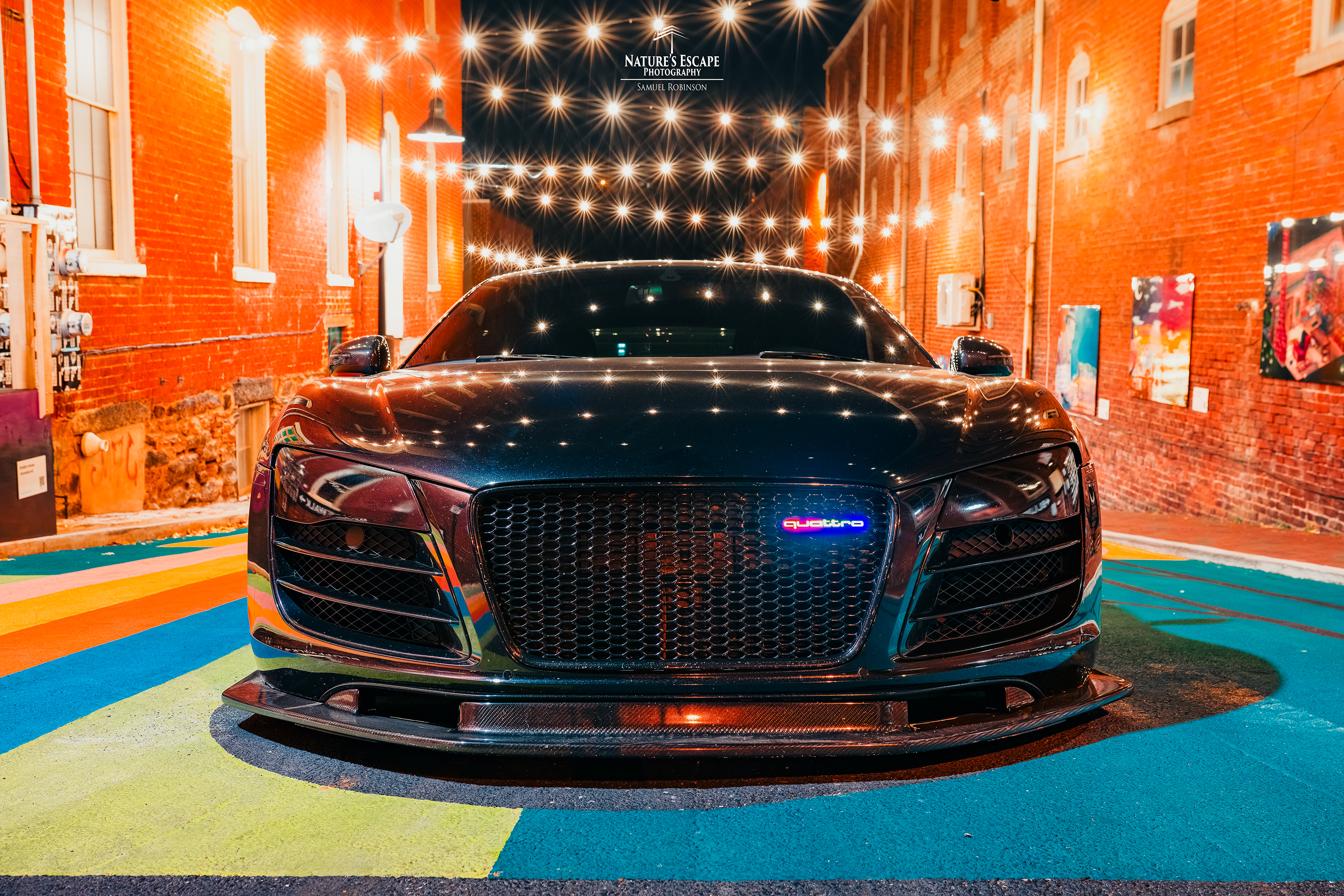 Lit Logos Lit Logos Quattro Badge