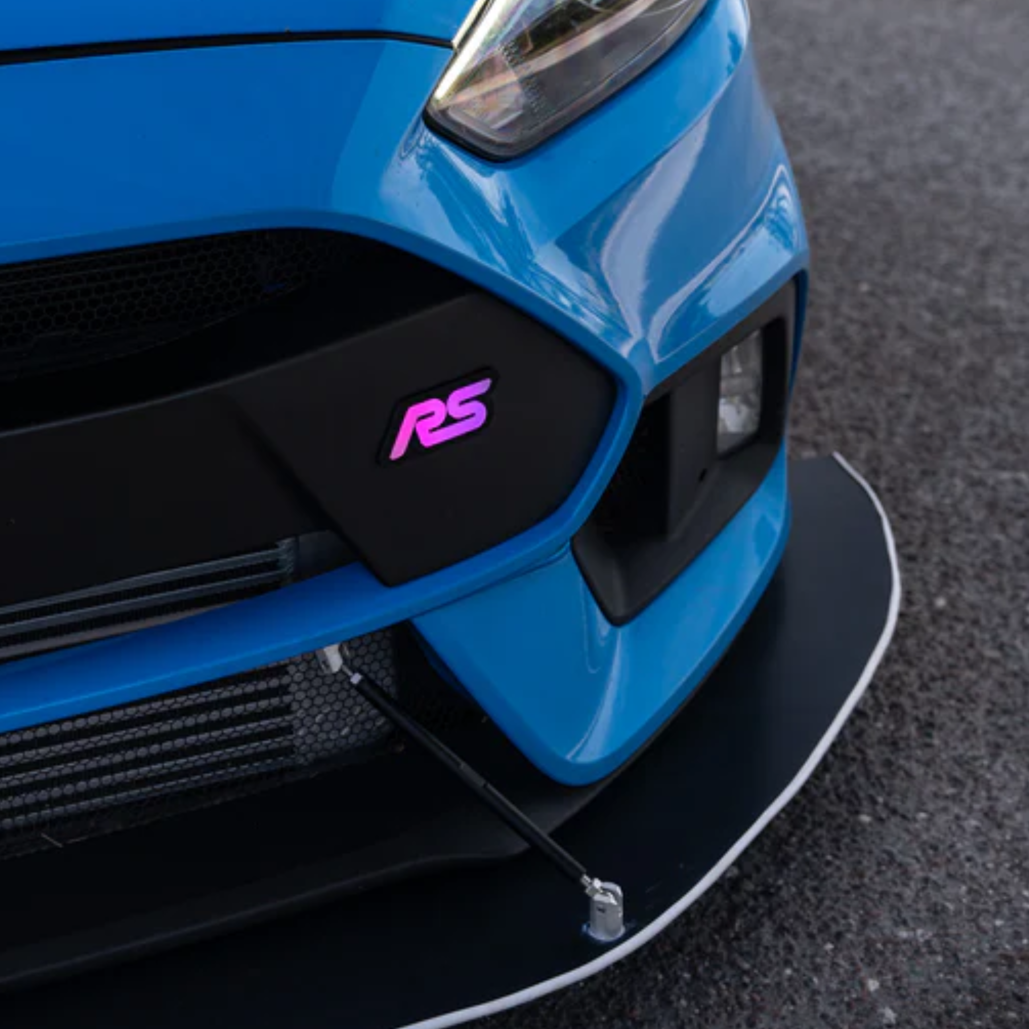 RS : Illuminated Multicolor LED Badge