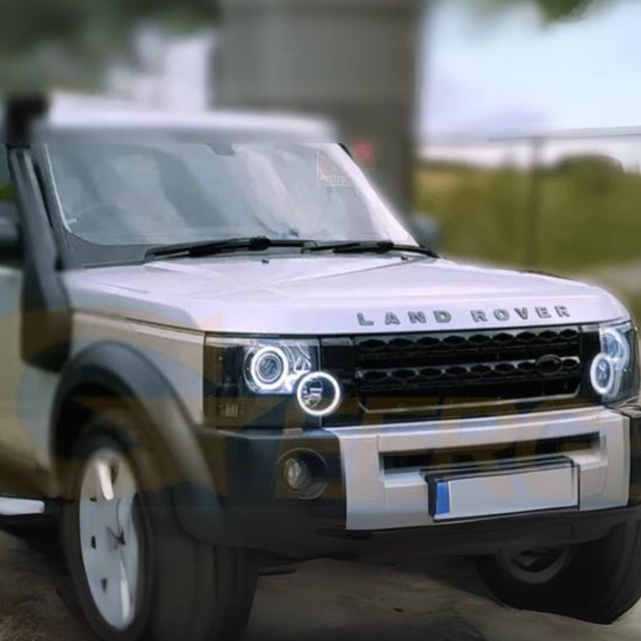 Land Rover LR3 Multicolor Halo Kit (2005-2009)