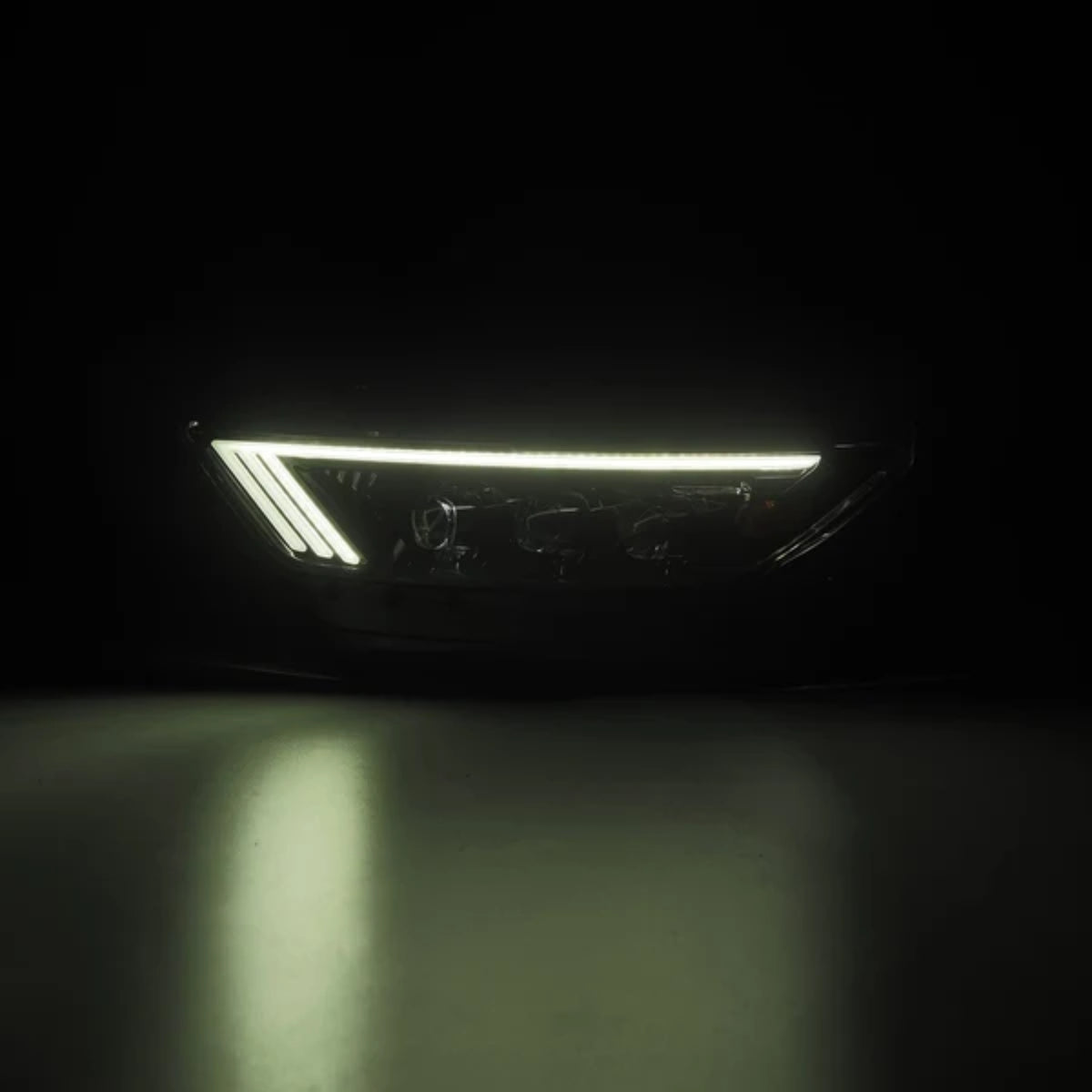 Ford Mustang (2015-2017) / Mustang Shelby (2018-2020) GT350/GT500 Headlights | Alpharex