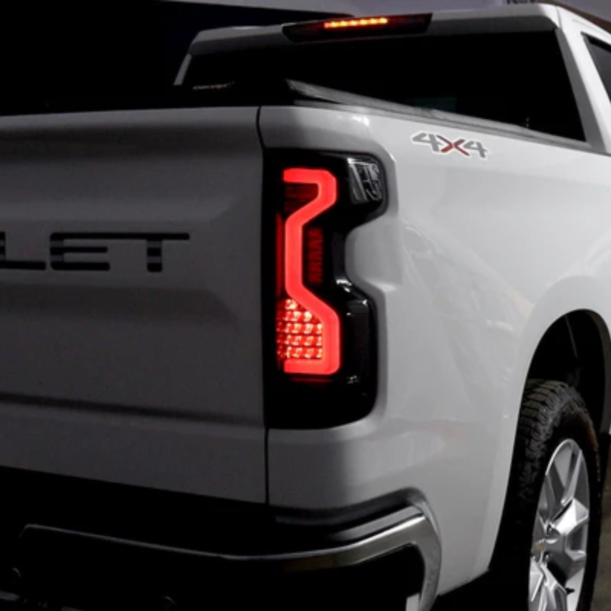 19-25 Chevrolet Silverado 1500 / 20-25 Silverado 2500HD/3500HD PRO-Series LED Taillights| Alpharex
