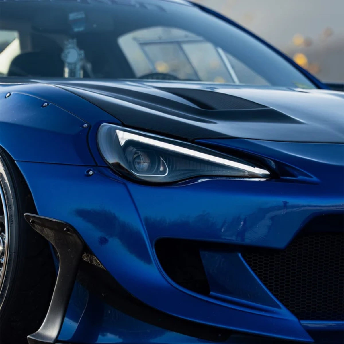 Scion FR-S (2013-2016) / Toyota 86 (2017-2020) / Subaru BRZ (2013-2020) LUXX-Series LED Projector Headlights | AlphaRex