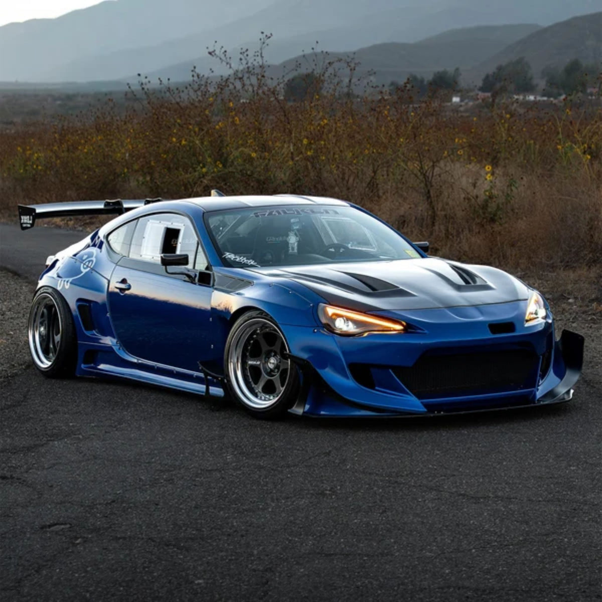 Scion FR-S (2013-2016) / Toyota 86 (2017-2020) / Subaru BRZ (2013-2020) LUXX-Series LED Projector Headlights | AlphaRex