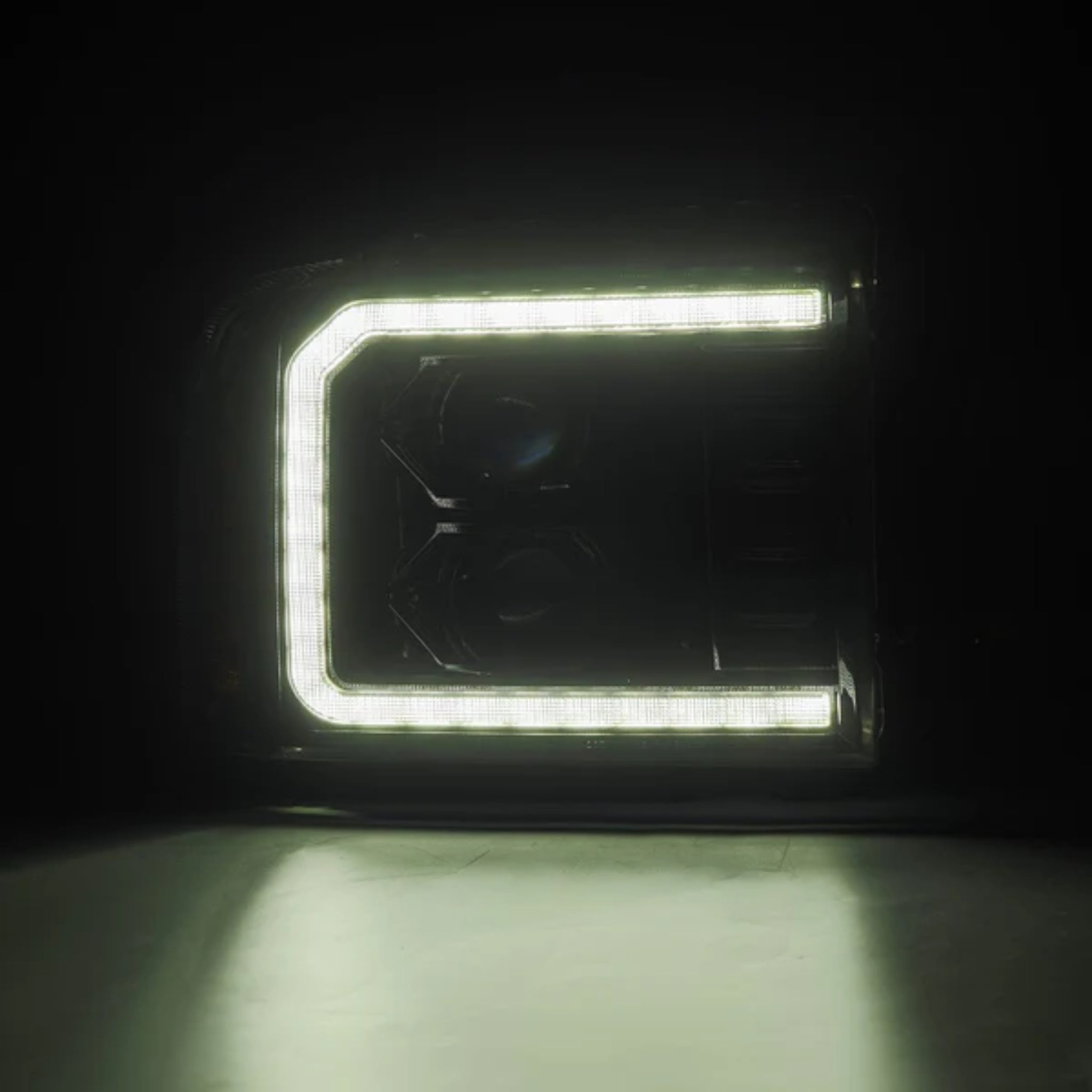 Ford Super Duty/Excursion (2005-2007) Headlights | Alpharex – Custom Multicolor LED Lighting by RGB Halo Kits
