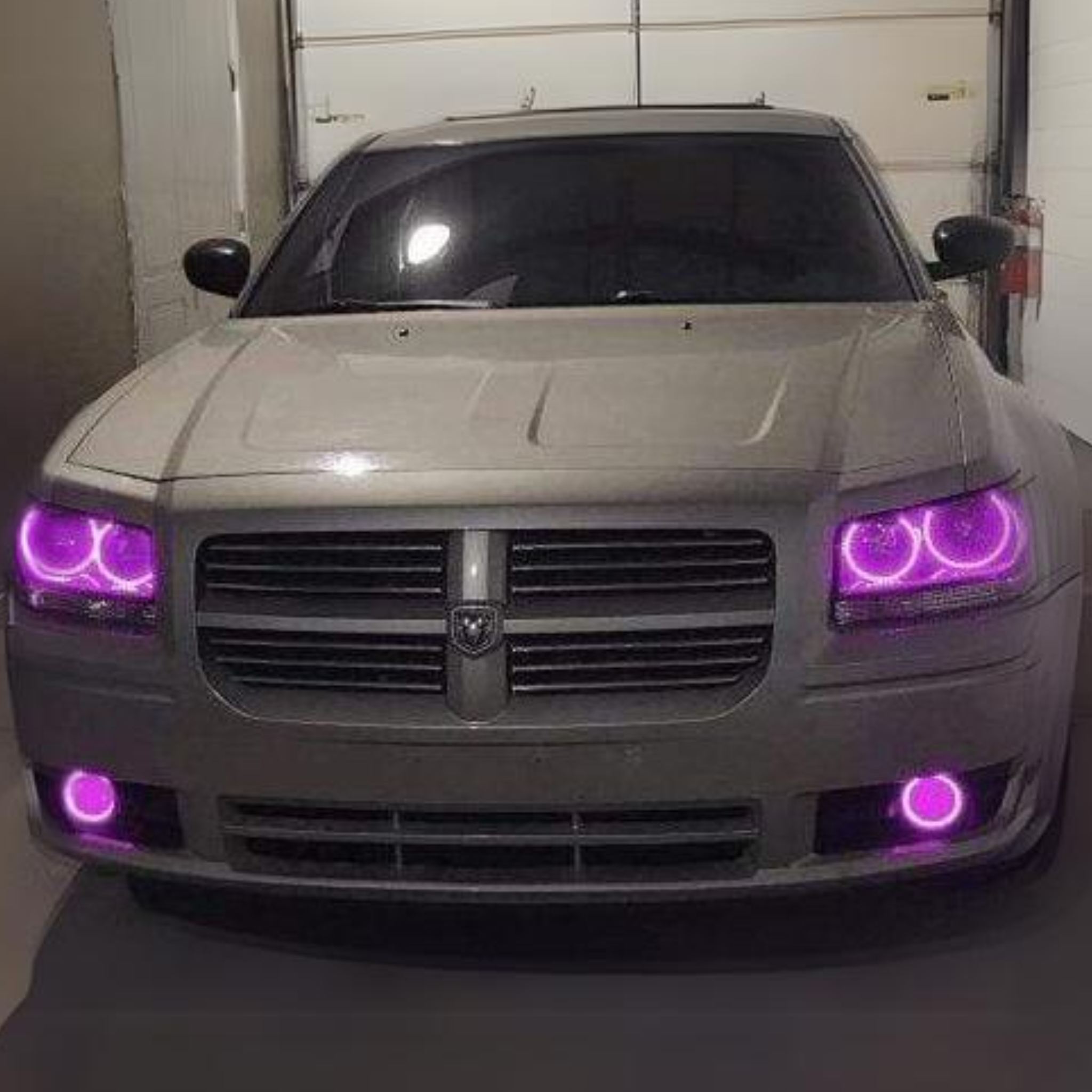Dodge Magnum Multicolor Halo Kit (2008) – Custom Multicolor LED Lighting by RGB Halo Kits