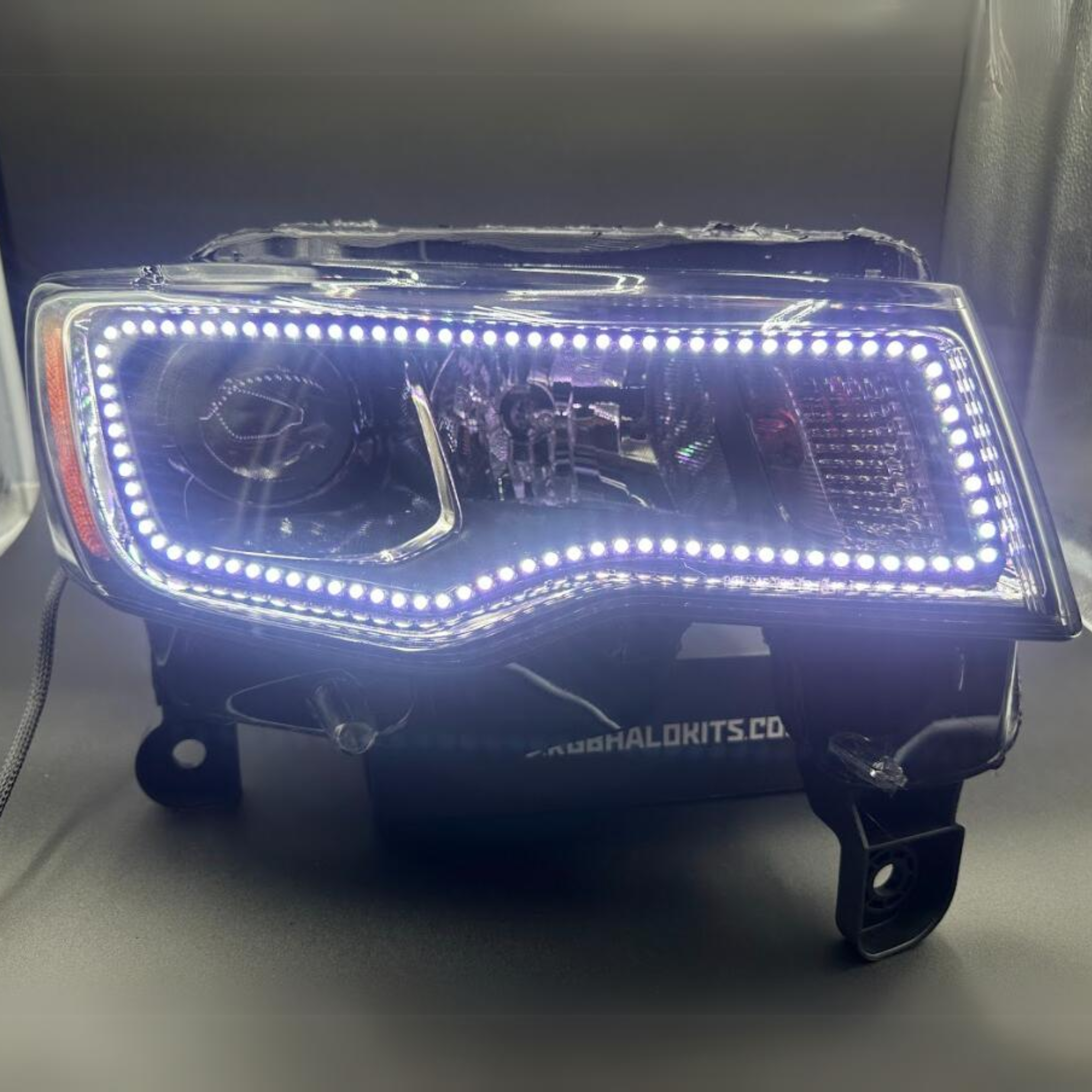 Jeep Grand Cherokee Multicolor Flow Series Halo Kit (2014-2021) – Custom Multicolor LED Lighting by RGB Halo Kits