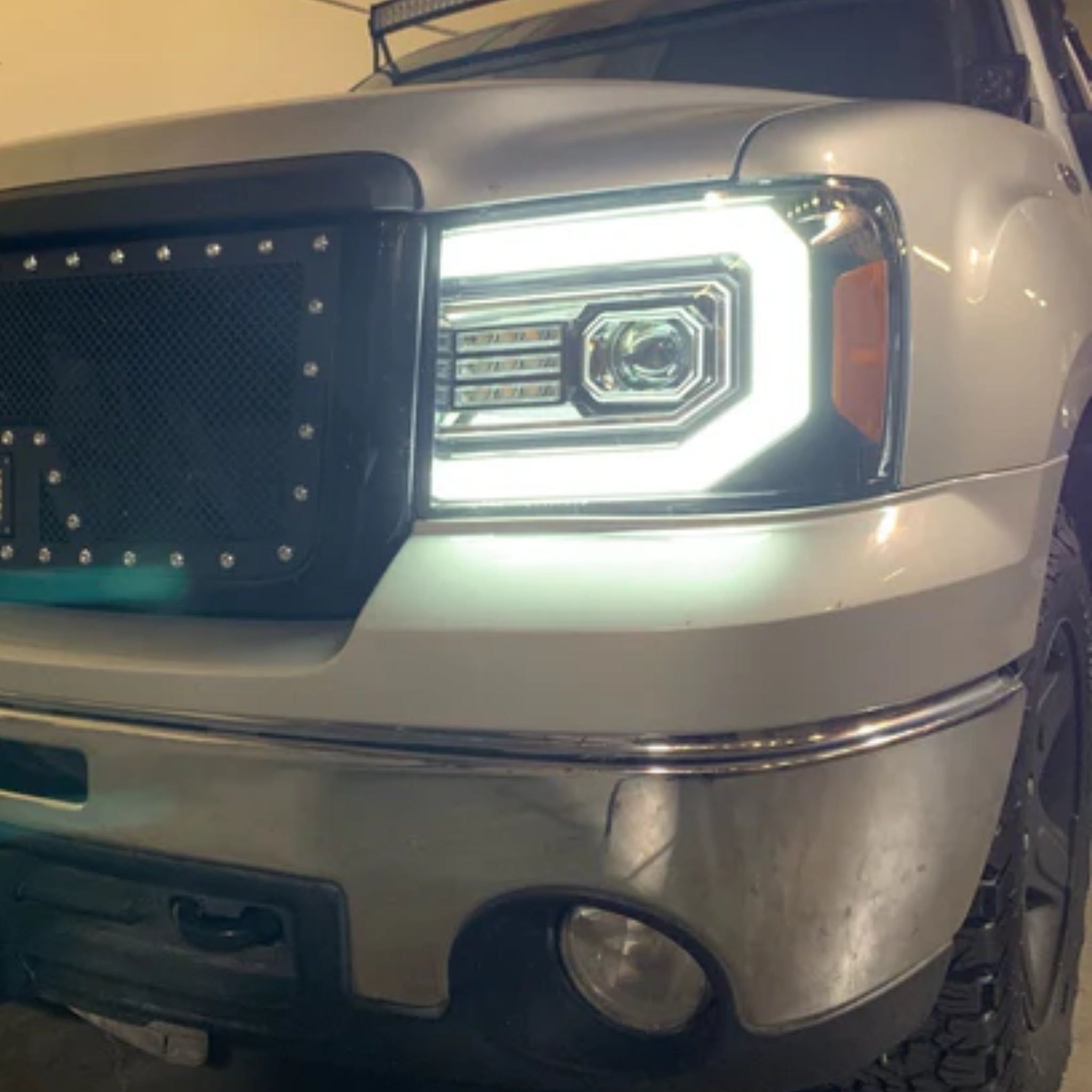 GMC Sierra: Multicolor Flow Series Jet Black Headlights (2007-2013) | Alpharex – Custom Multicolor LED Lighting by RGB Halo Kits