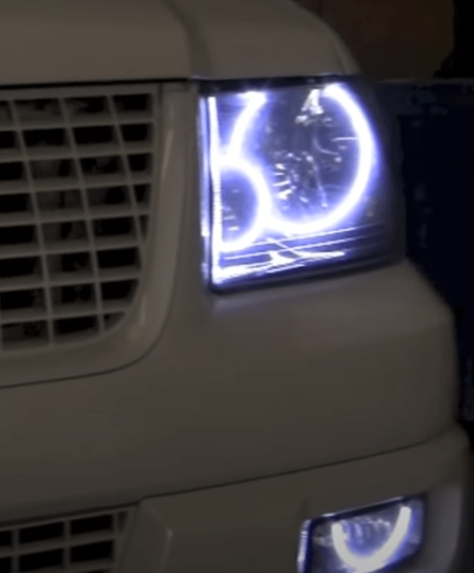 2003-2006 Ford Expedition Multicolor Halo Kit - RGB Halo Kits Multicolor Flow Series Color Chasing RGBWA LED headlight kit Oracle Lighting Trendz OneUpLighting Morimoto theretrofitsource AutoLEDTech Diode Dynamics